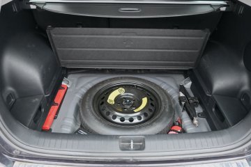 1,7 CRDI 115 KM BI-Xenon Nawigacja Kamera asystent