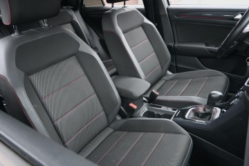 1,5 TSI 150 KM R-LINE DSG Nawigacja Kamera Virtual Tacho FULL